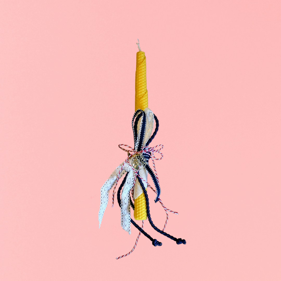 Easter candle with metal tree of life keychain