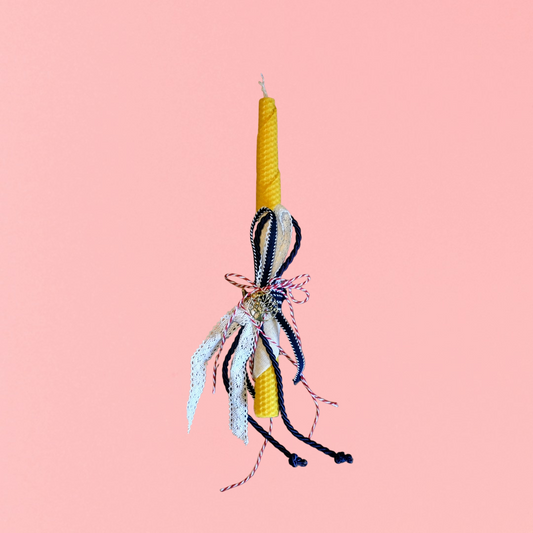 Easter candle with metal tree of life keychain