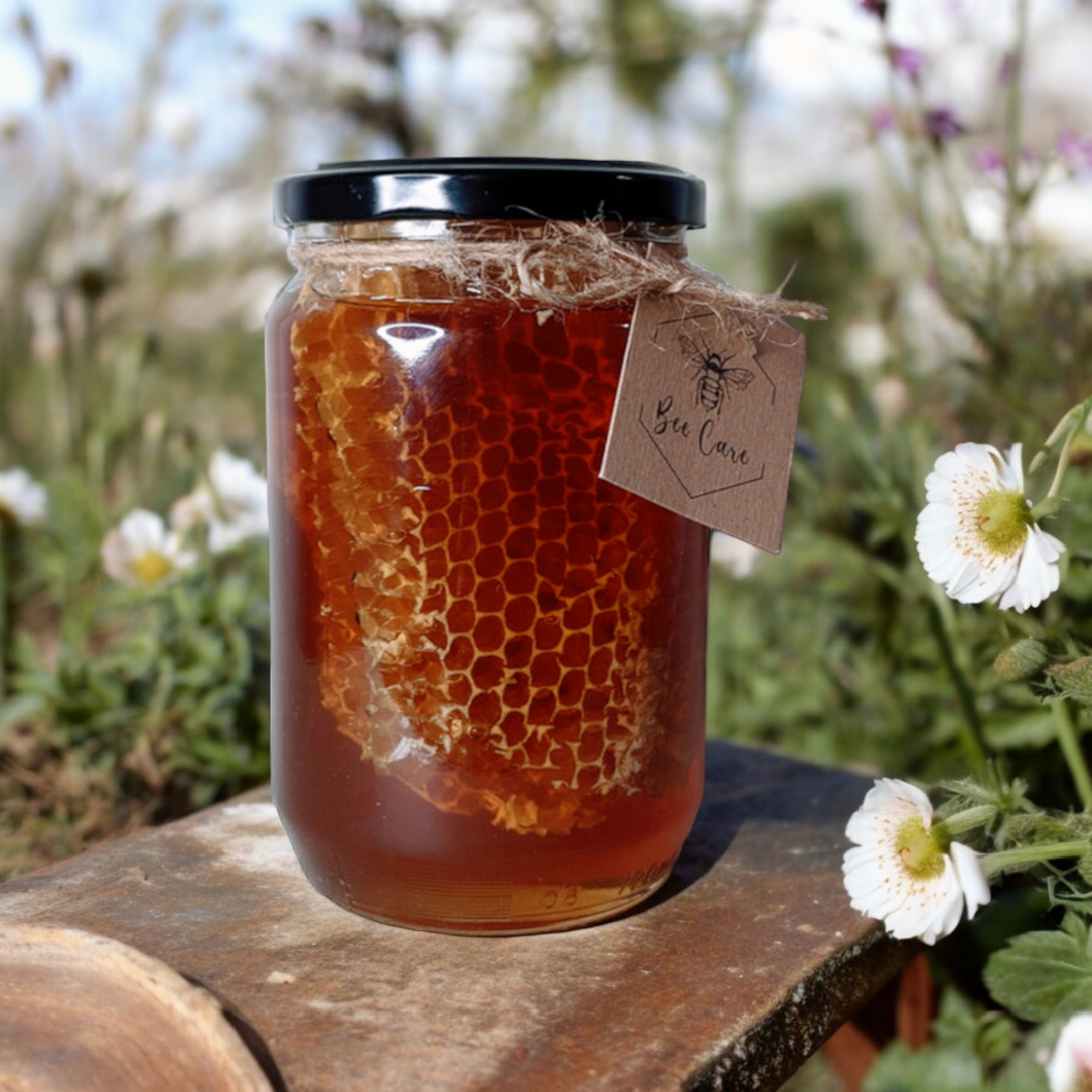 Honey with comb